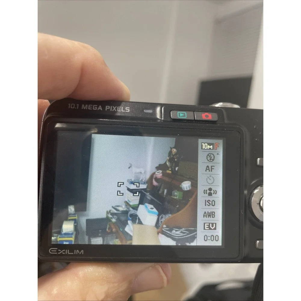 Casio Exilim EX-Z1050 10.1MP Digital Camera 3X Zoom+Battery+SD Card-TESTED